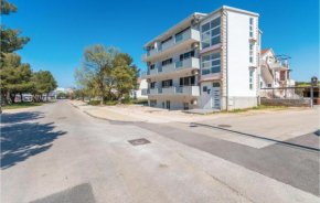 Stunning apartment in Biograd na Moru with WiFi